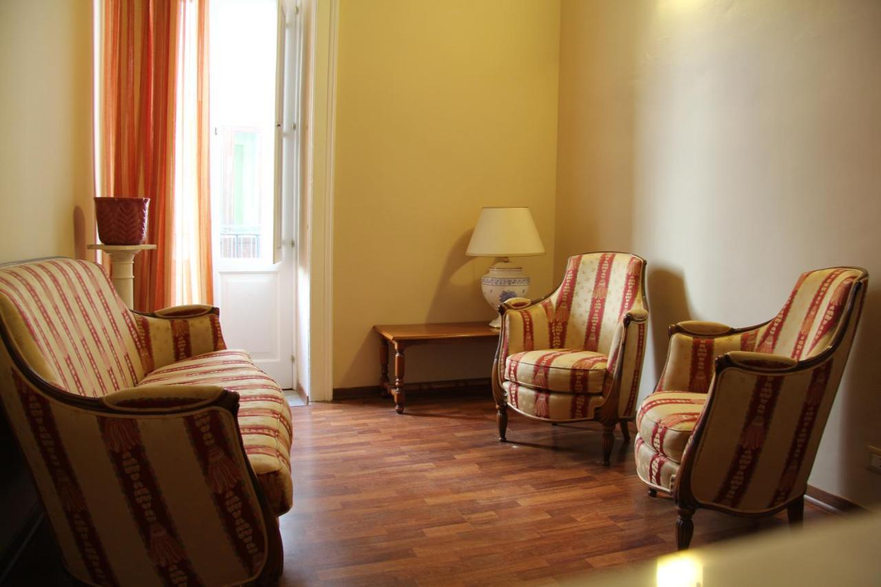 Casa Vacanza Icaros, Ortigia Hictoric Center, 200 Mt From The Beach 锡拉库扎 外观 照片